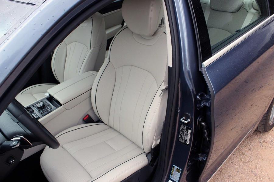 Интерьер Hyundai Genesis 2014 года  (NA) (фото 73 из 105)